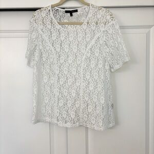 NWOT Harve Bernard white floral lace tshirt overlay L